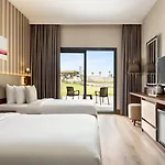 Hotel Ramada By Wyndham Çeşme