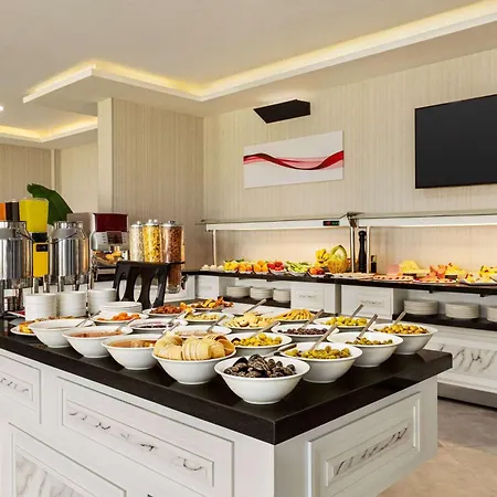 Ramada By Wyndham Hotel Cesme
