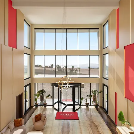 Ramada By Wyndham Otel Çeşme