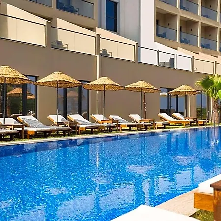 Ramada By Wyndham 3*
