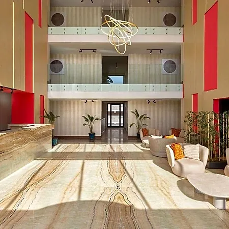 Ramada By Wyndham فندق Çeşme