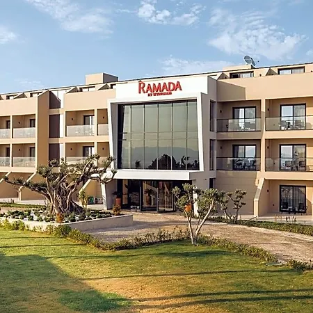 Ramada By Wyndham Кешме
