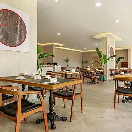 Ramada By Wyndham Hotel 3*