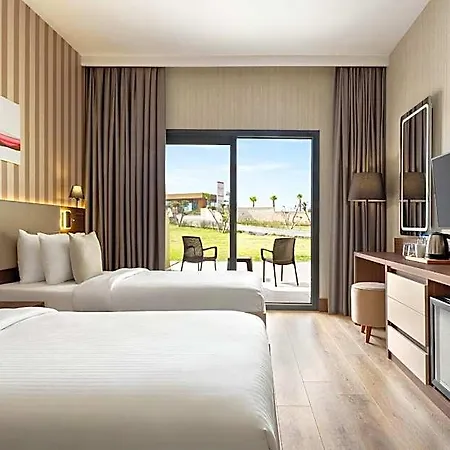 Ramada By Wyndham Hotel 3*